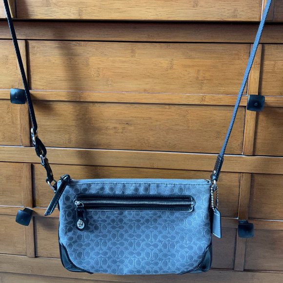 Coach Handbags - Coach Signature crossbody